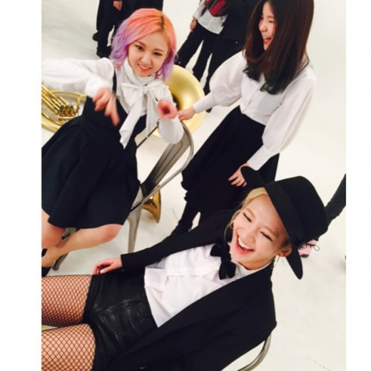 少女時代ヒョヨン､エンバのPV撮影現場を公開｢歌がとても楽しい｣