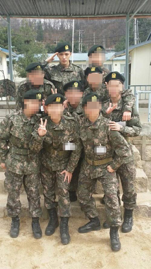 JYJキム・ジェジュン､訓練所での写真を公開…軍服姿も素敵