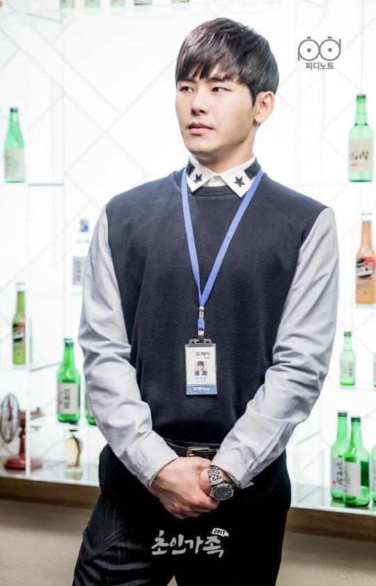 Infiniteホヤ アイドルのイメージを消した 演技者としての進化 応援して