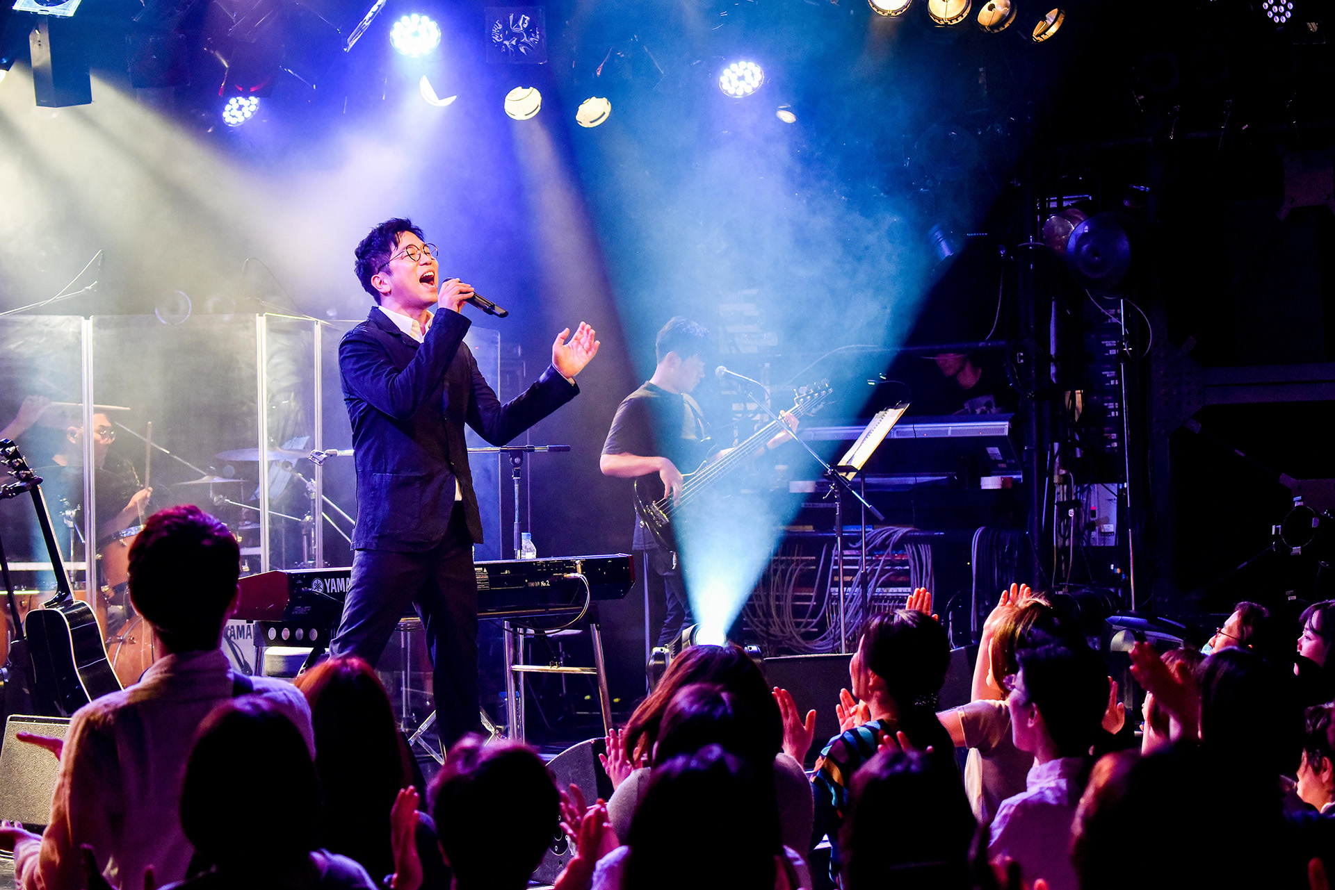 “国民的シンガーソングライター”イ・ジョク、日本単独コンサートで「前前前世」を日本語カバー！3年ぶりとなる東京公演に加え初の大阪公演も実施した記念すべきライブのレポートが公開！