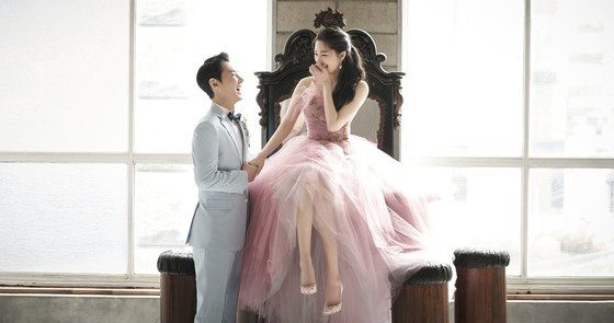 「SHINHWA」エリック＆ドンワン、チョンジンの結婚を祝福 「生涯お幸せに！」