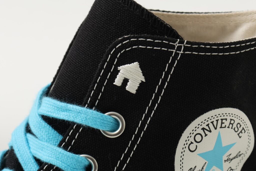 BOYNEXTDOORとatmos pink、CONVERSEのトリプルコラボスニーカー＆アパレルが登場