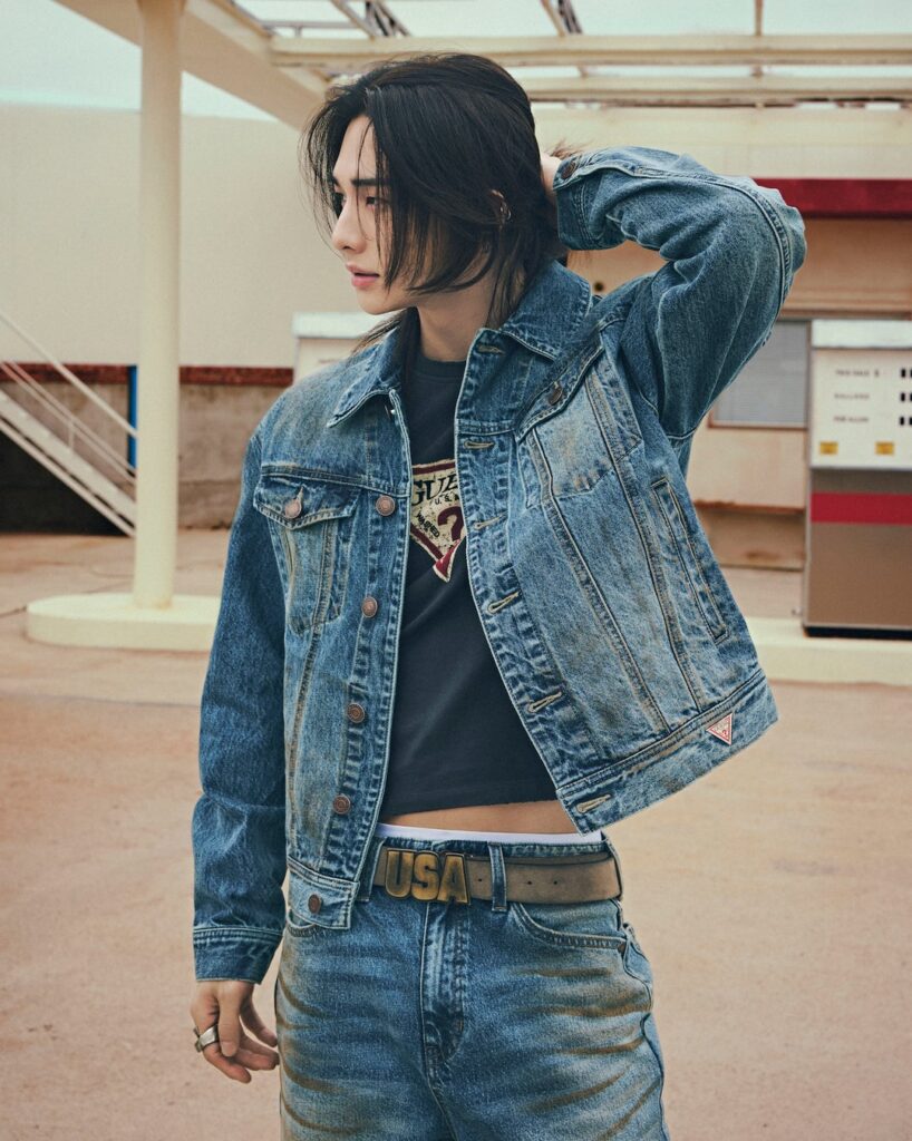GUESSのFall 2026キャンペーンにStray Kidsヒョンジン起用、渋谷・心斎橋で彼も体験したカスタマイズワークショップ開催