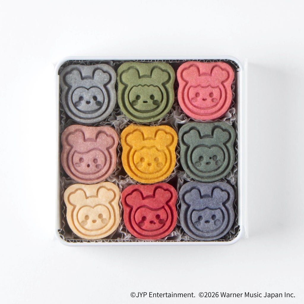 TWICE公式キャラ「TWICE LOVELYS」のオリジナルクッキー缶と金平糖缶が発売、9人の個性をスイーツで表現
