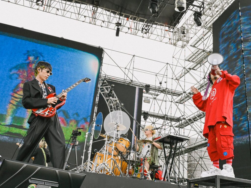日韓音楽フェスXMF 2026が韓国で初開催、DAY6やAdoら出演 来年は日本開催も決定