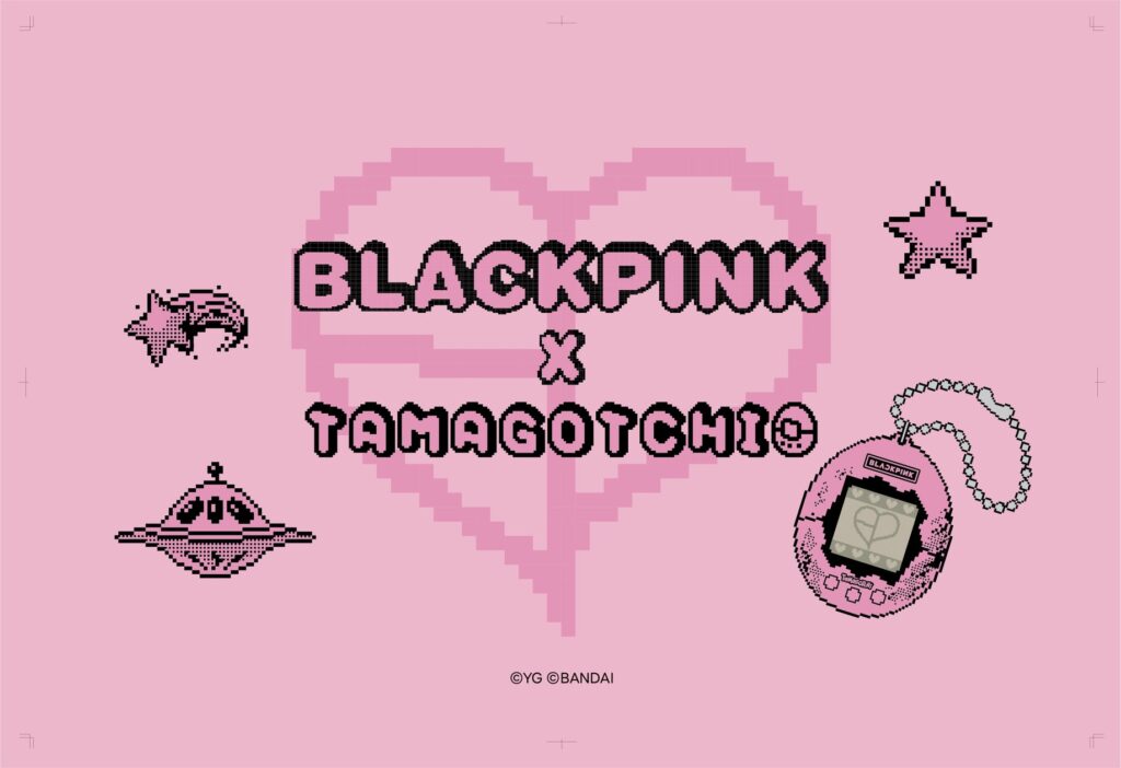 BLACKPINKとたまごっちのコラボグッズが渋谷で期間限定販売、購入特典のフォトカードも