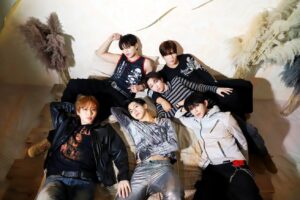 DKB、待望の日本ファーストアルバム『1 or 8』11月25日発売。東名阪ツアー開催も決定